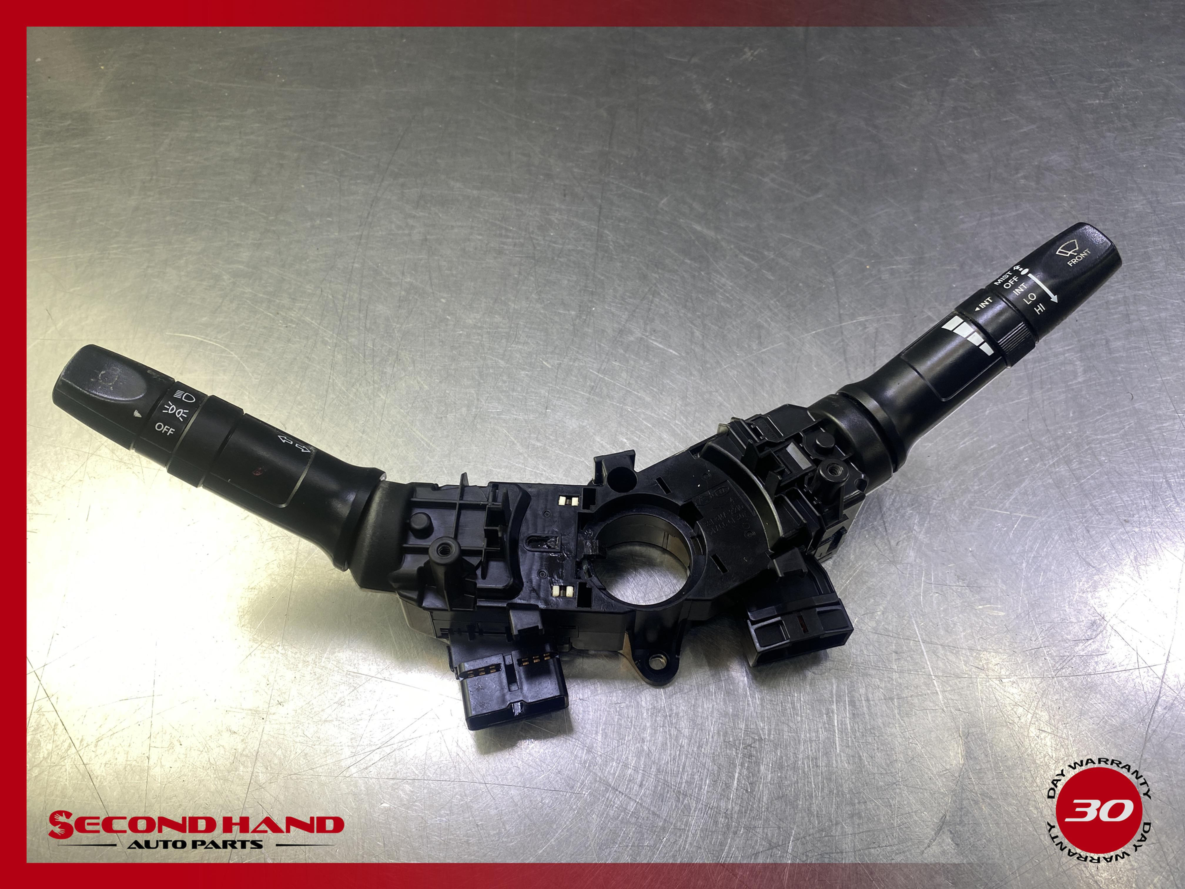 2013-2017 Hyundai Accent Wiper and Turn Signal Control Switch OEM Arm Assembly