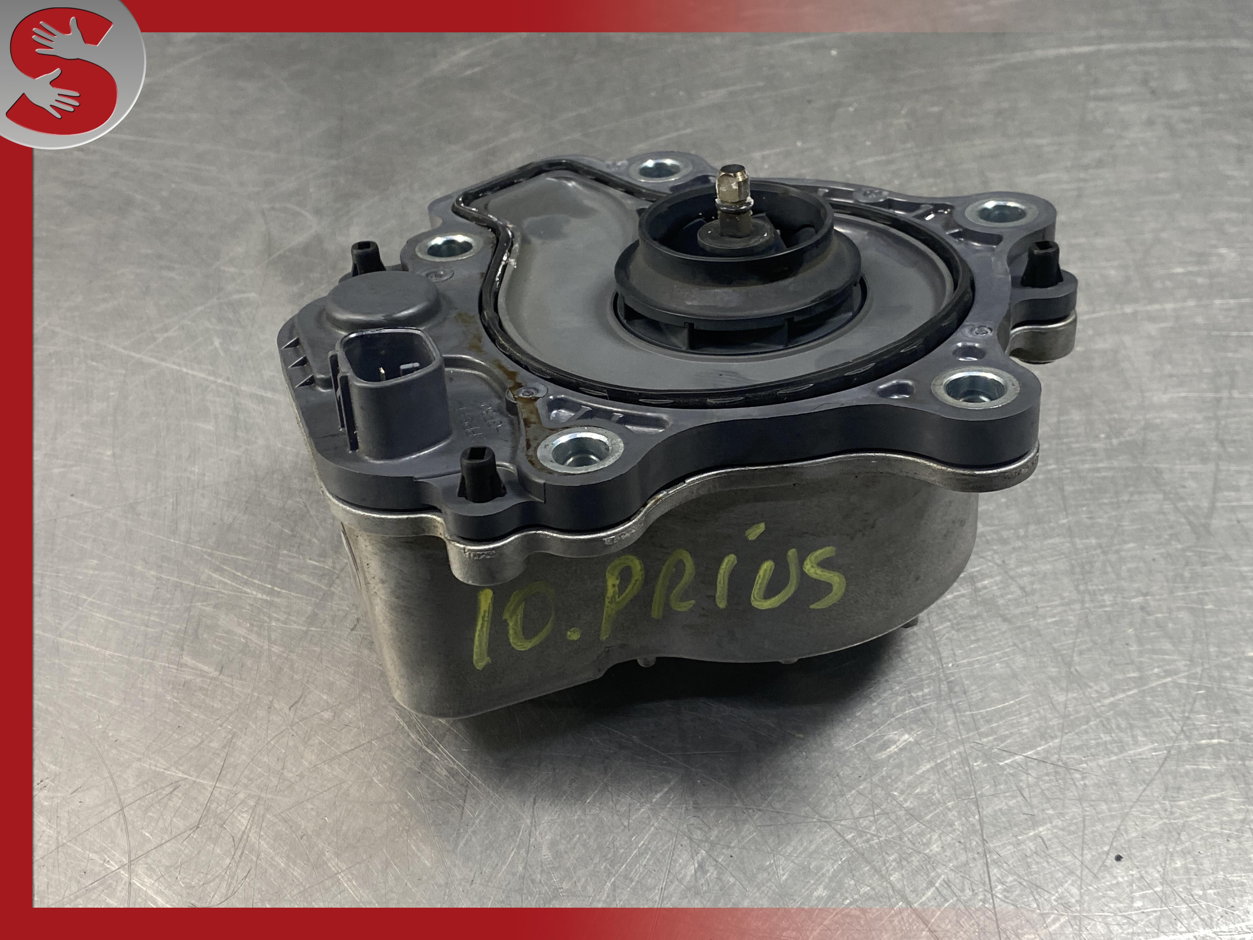 2010 - 2015 TOYOTA PRIUS ENGINE WATER PUMP 161A0-29015 OEM