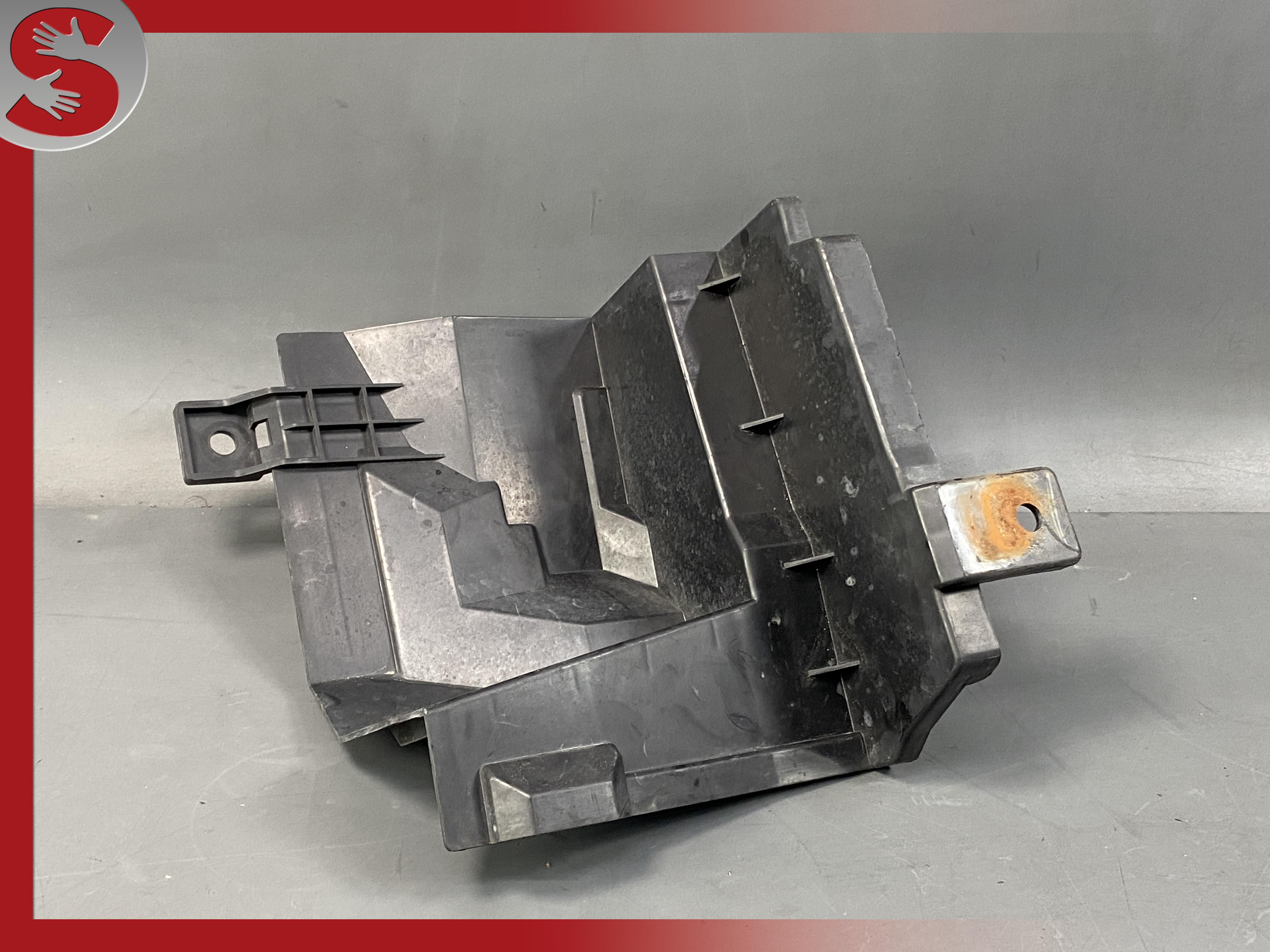 13-18 Nissan VERSA Note 1.6L Radiator Air Seal 92184-3AB3A