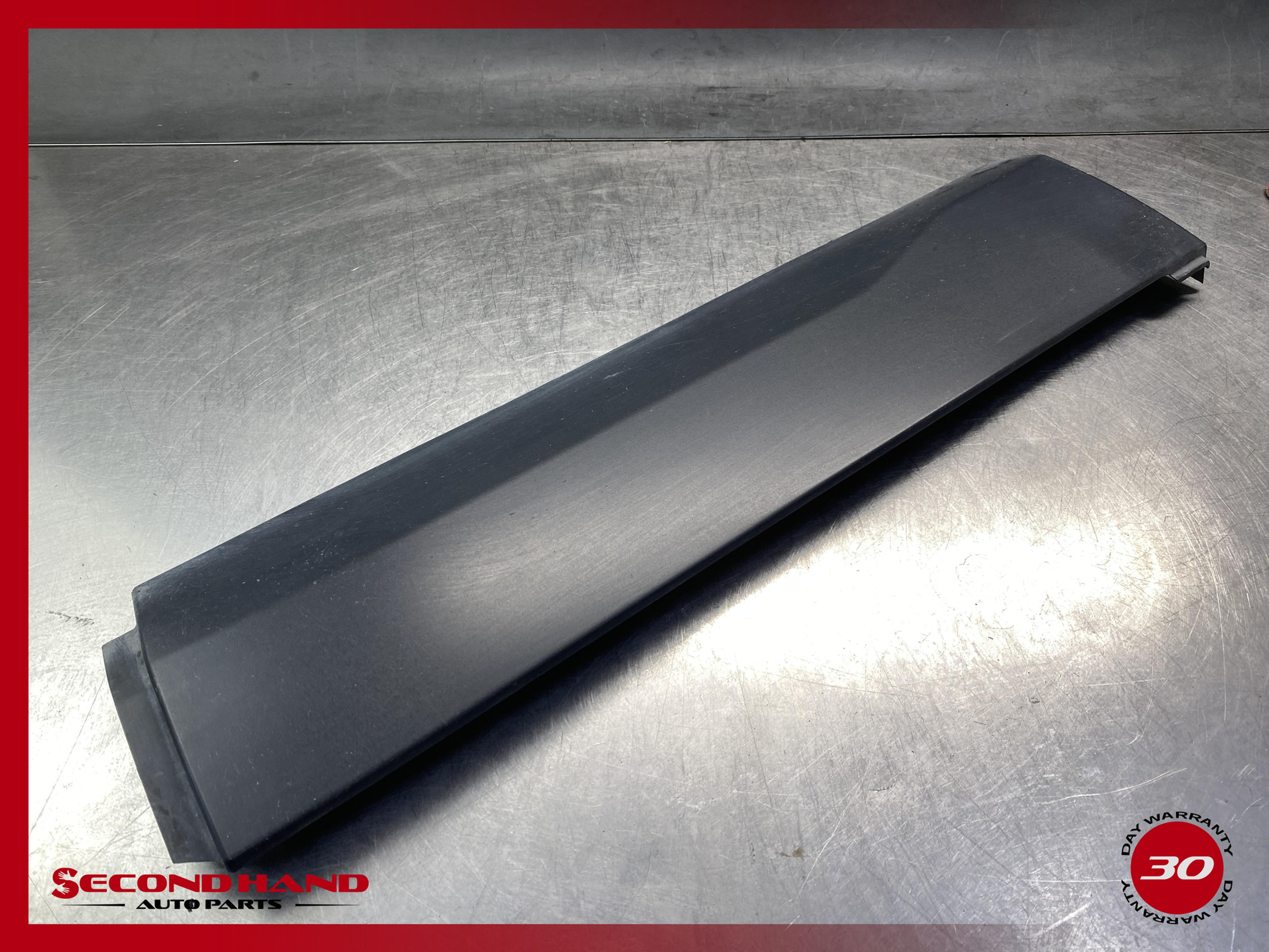 2015-2019 LAND ROVER DISCOVER SPORT (L550) REAR RIGHT LOWER DOOR MOULDING TRIM