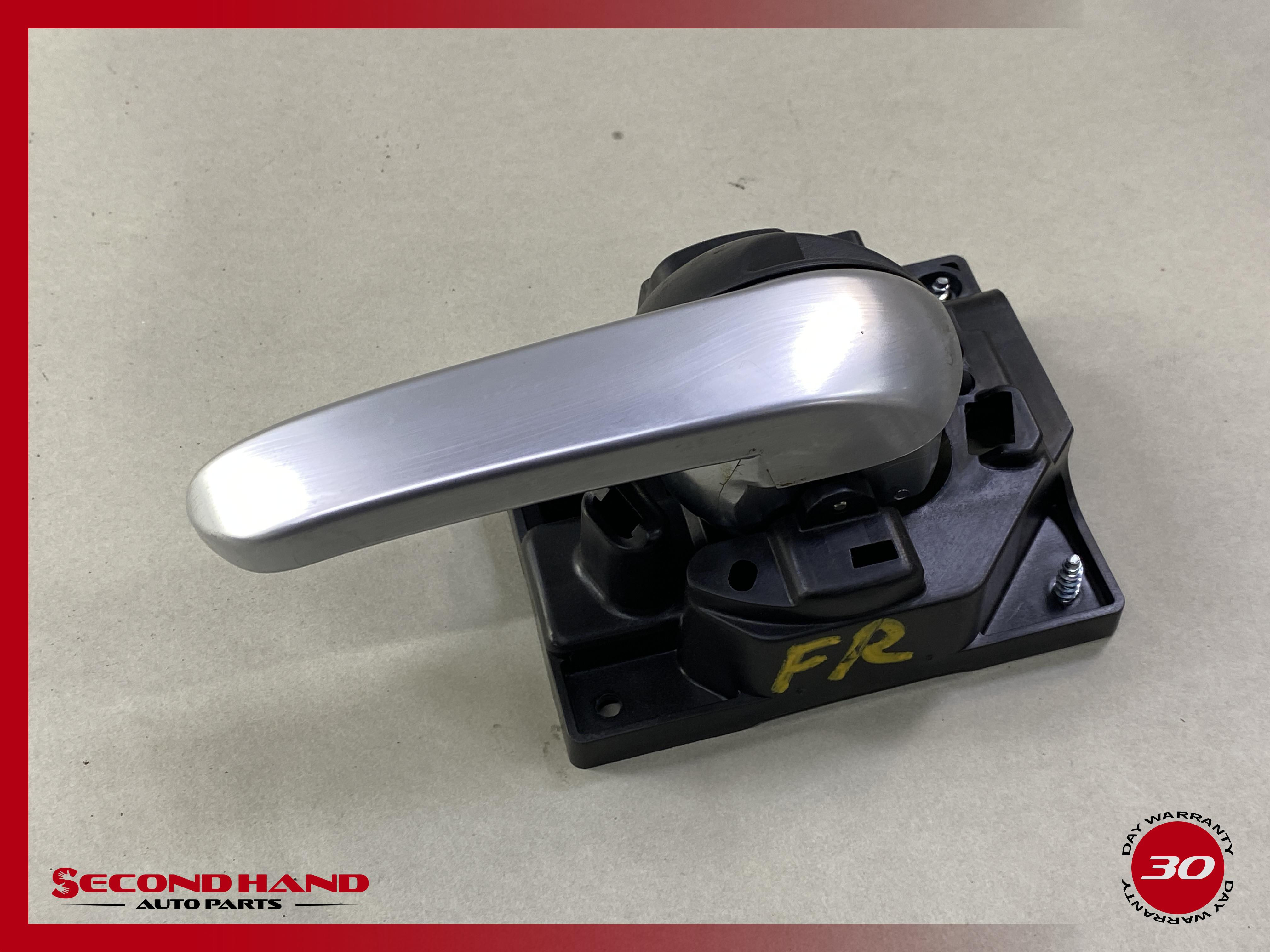 2016 - 2018 FIAT 500X REAR RIGHT PASSENGER SIDE DOOR INTERIOR HANDLE OEM