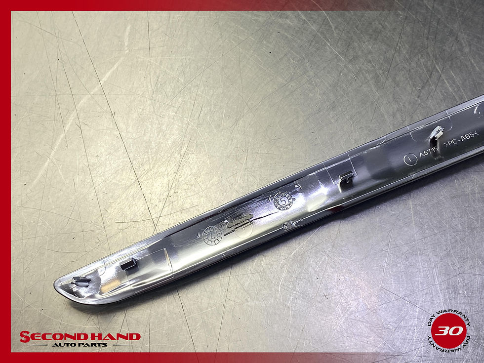 Thumbnail: 06-11 Mercedes W164 ML350 ML550 Rear Left Side Door Panel Trim 1647300722 OEM