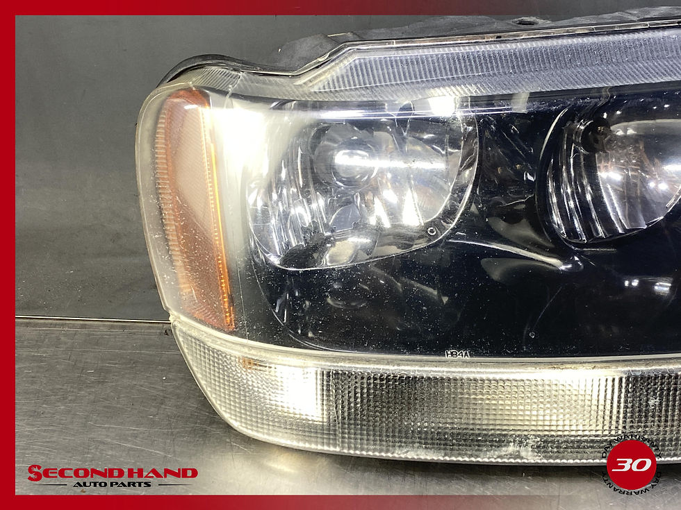 Thumbnail: 1999-2004 Jeep Grand Cherokee Right Passenger Side Headlight