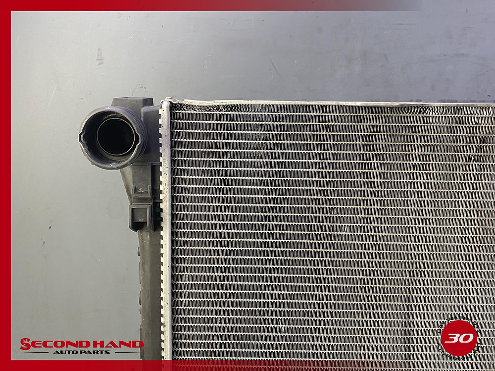 Thumbnail: 08-15 Mercedes W204 C350 GLK350 Engine Water Cooling Radiator 2045000403 OEM