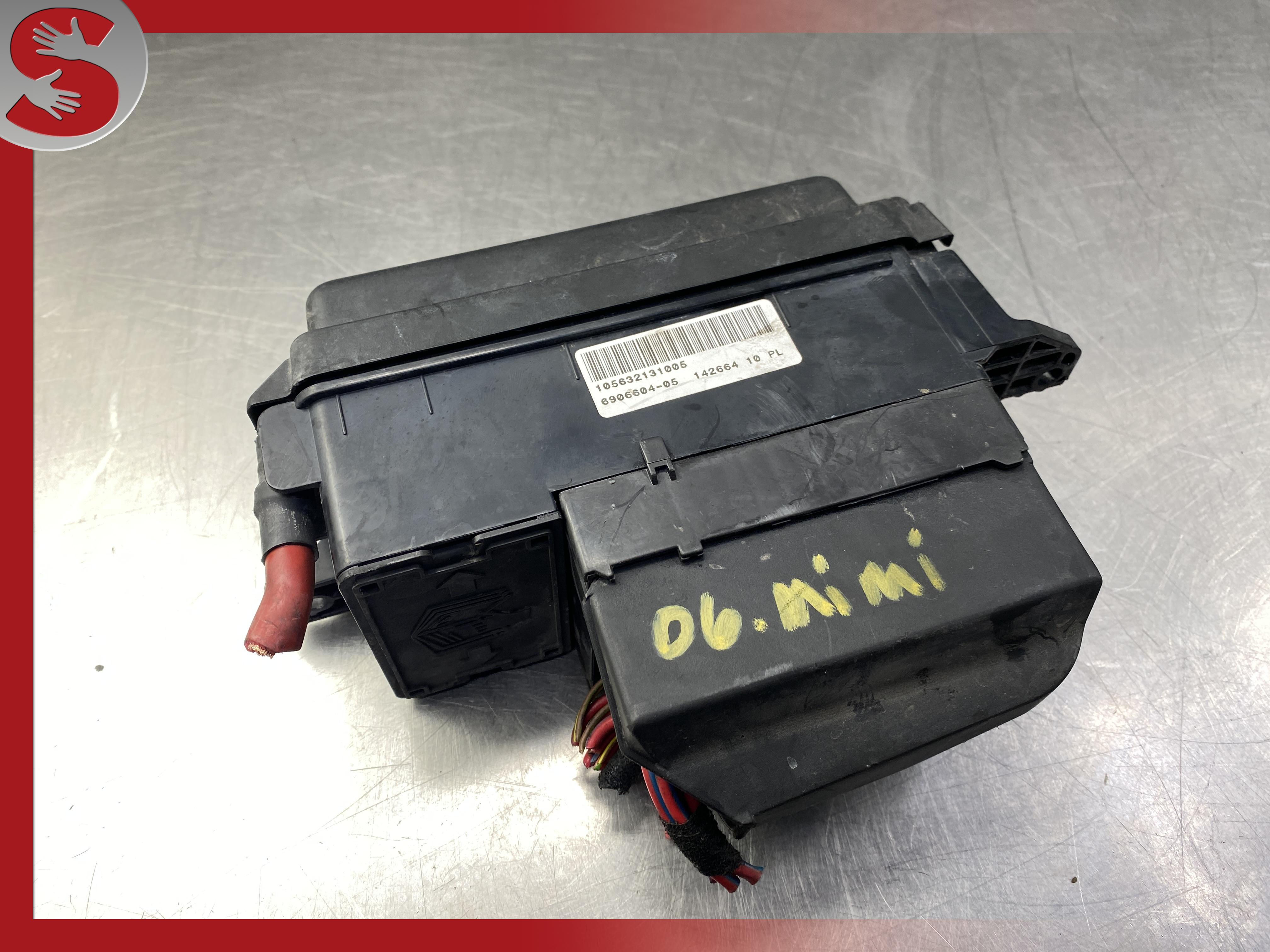 2002-2006 MINI COOPER R50 R53 ENGINE BAY FUSE BOX RELAY OEM 6906604-01