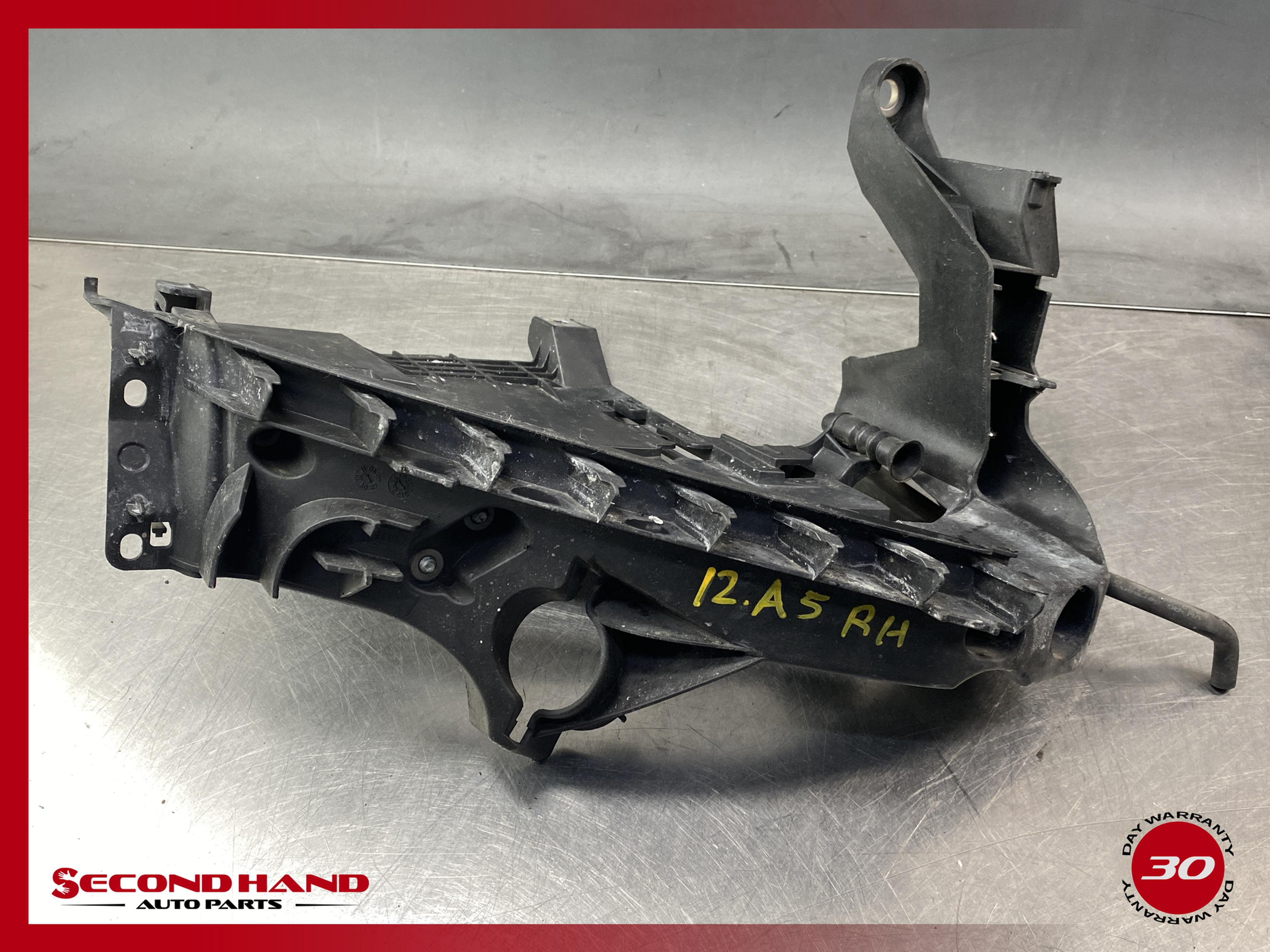 2008-12 AUDI A5 S5 RIGHT Passenger Headlight Lamp Mount Bracket OEM 8T0-805-608