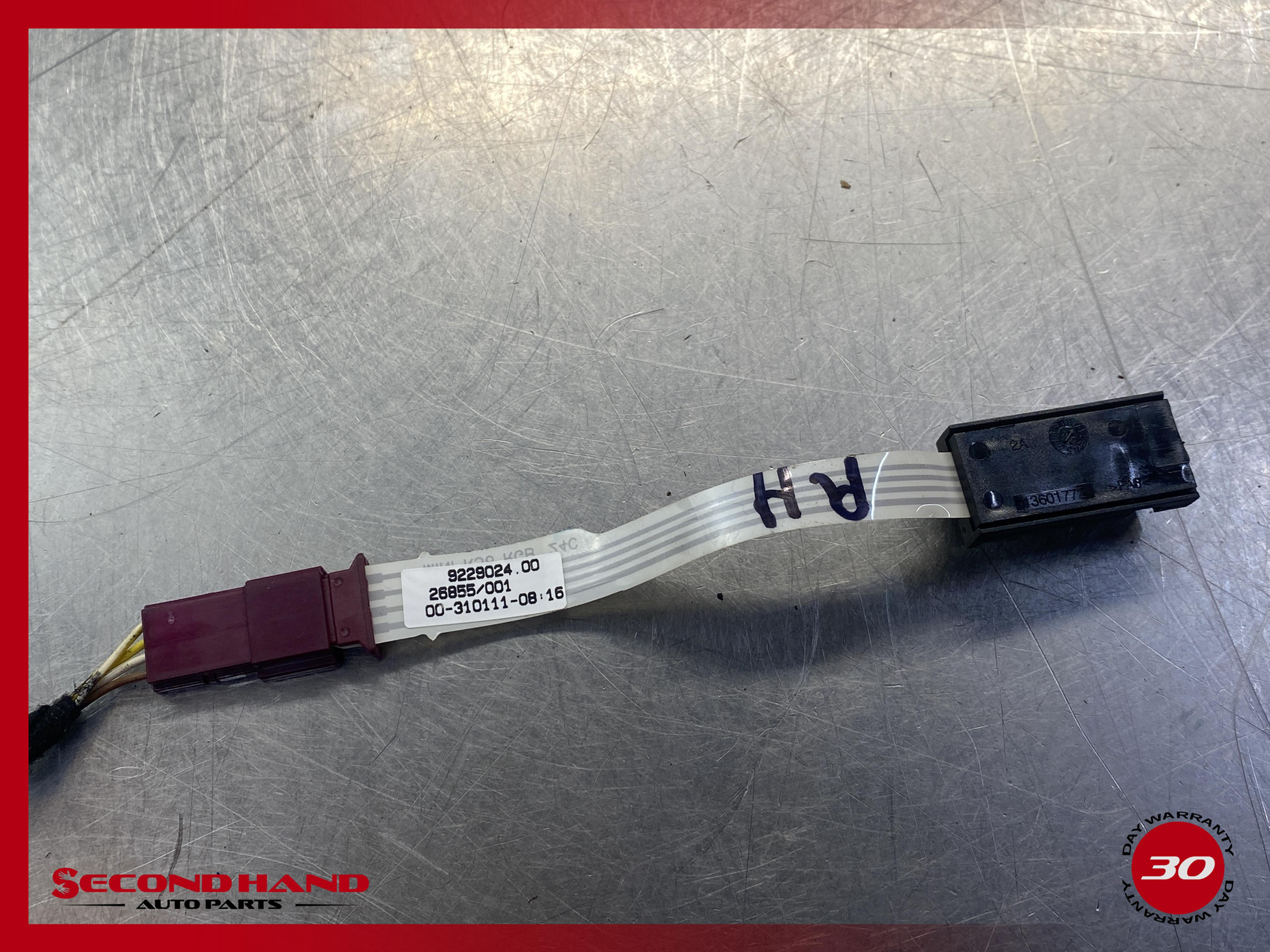 2011 Mini Cooper S R56 R57 R55 Front Door Armrest LED Module 63319229024