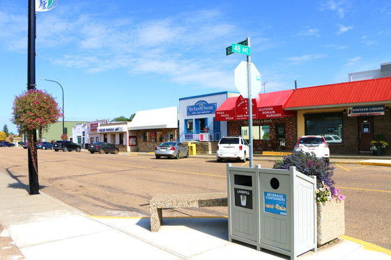 Town of Bruderheim_ main street businesses