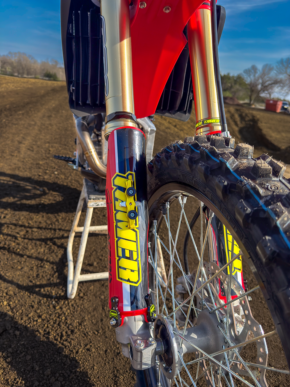 Tamer MX double button holeshot device on fork guard