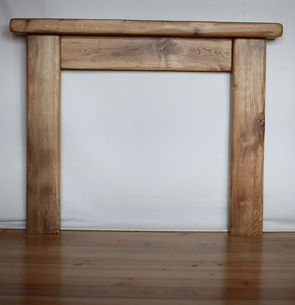 oak shelf\oak fireplace
