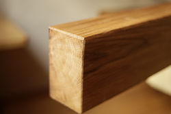 Floating mantel piece