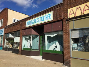 Inaugurado centro de distribuição de alimentos para pets carentes em Minnesota