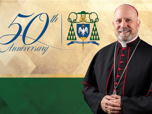 INVITACIÓN | “Vengan, coman”: Celebración jubilar por los 50 años de sacerdocio del arzobispo Samuel Aquila