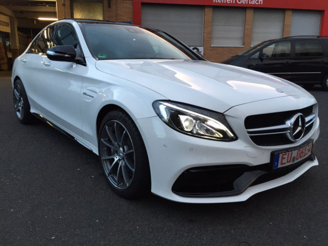 Mercedes-Benz C63 AMG