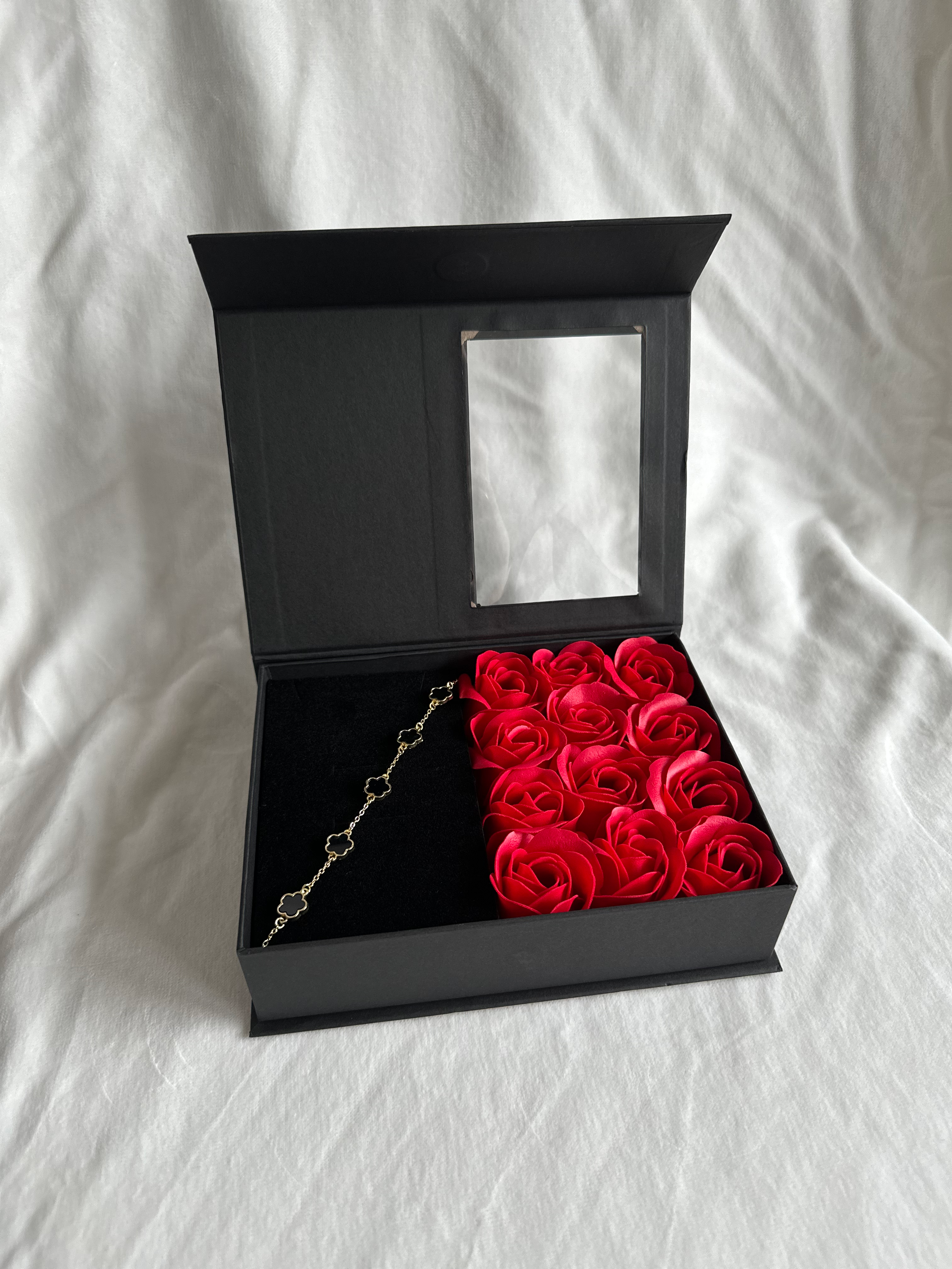 Boîte cadeau 12 roses