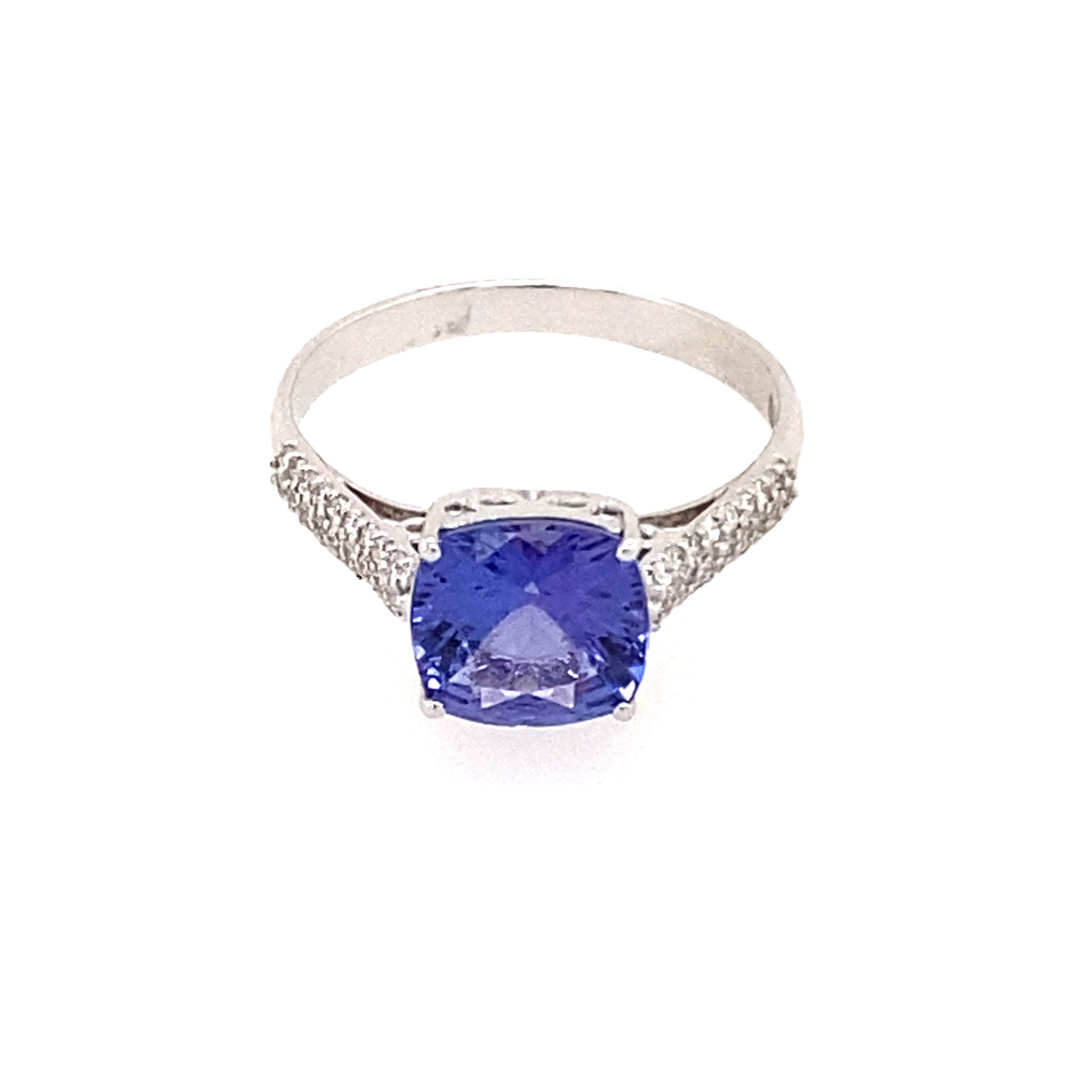 18K White Gold Tanzanite and Diamond Ring