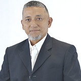 Fauzi Sjam (2)_edited.jpg