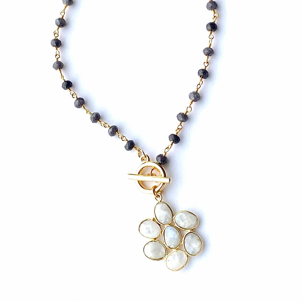 OG Toggle Grey Jade Moonstone Daisy