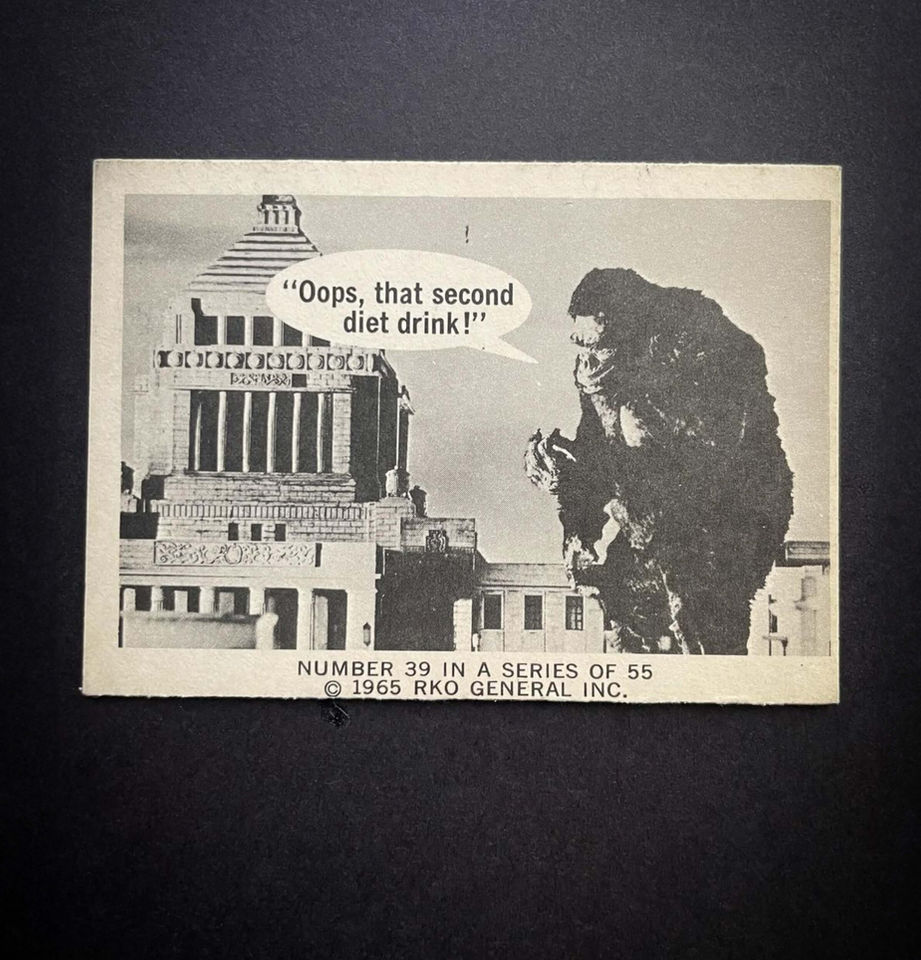 1965 Donruss King Kong black and white printed card image #39 of 55.