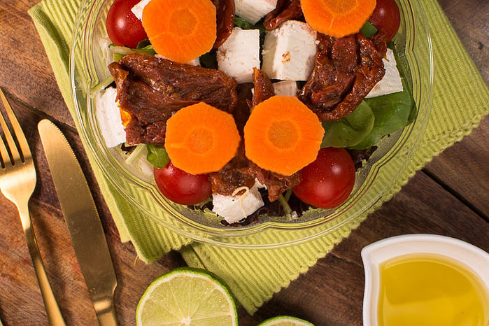 Salada Pomare.jpg