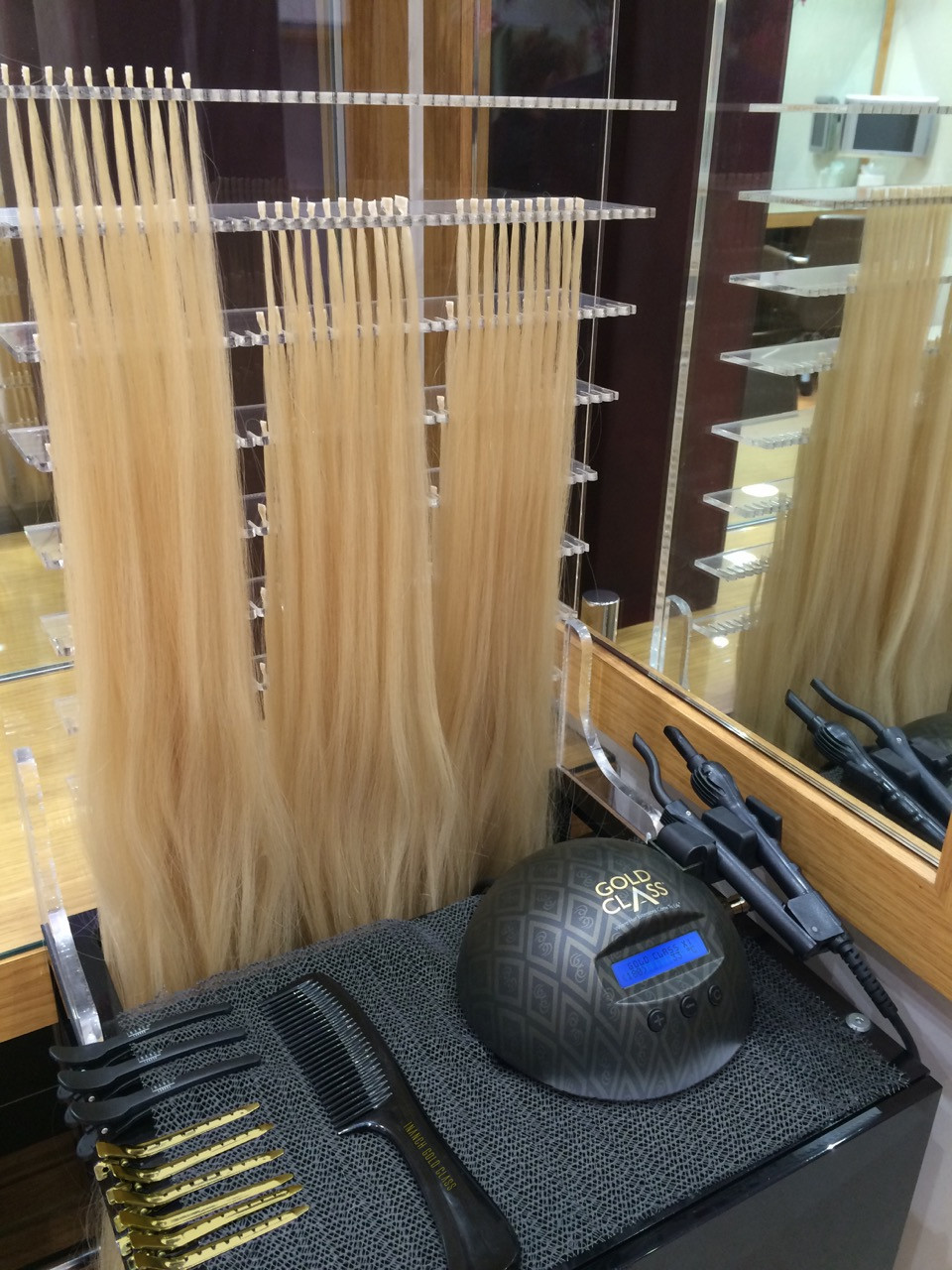 gold class hair