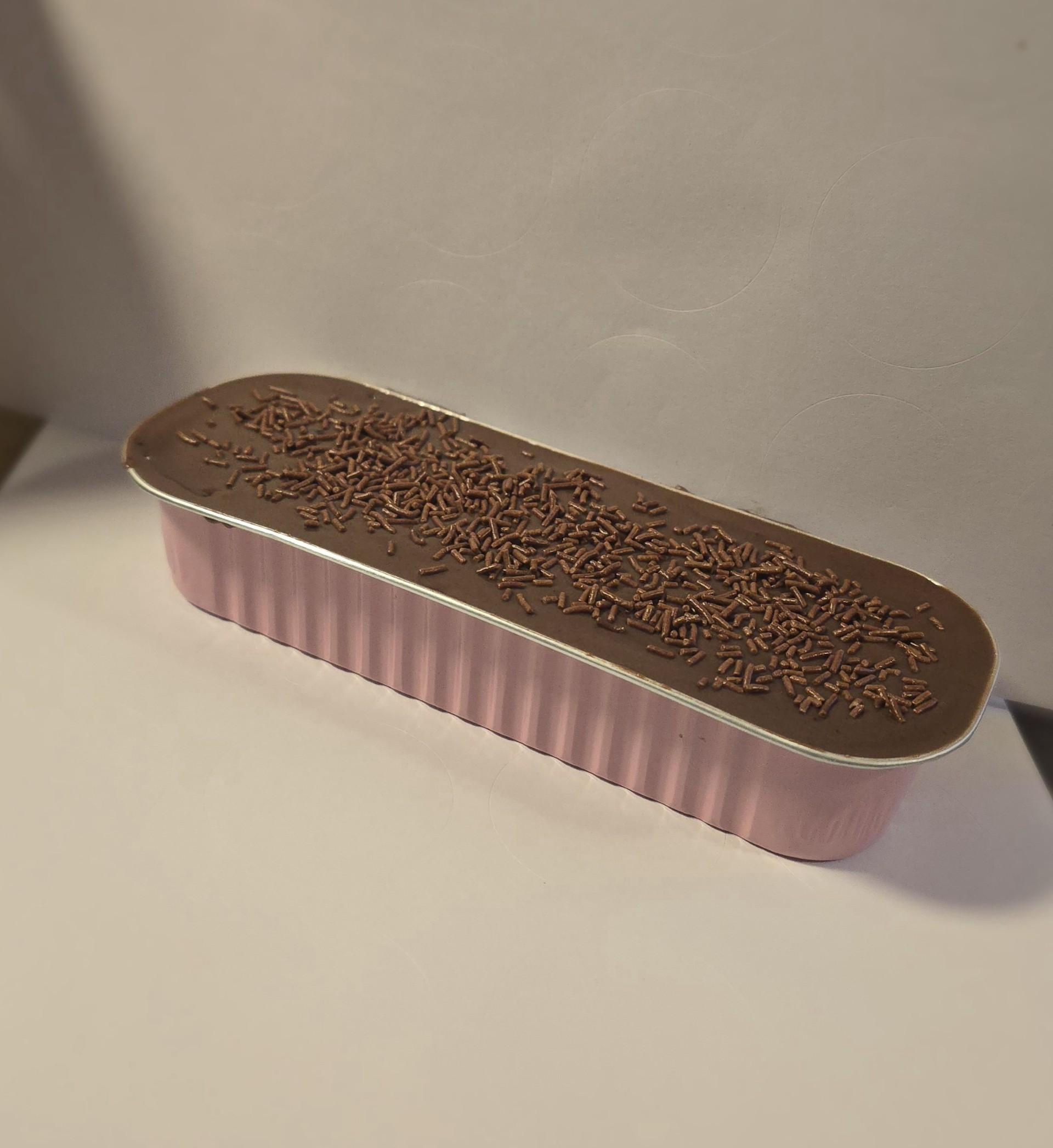 Chocolate Old School Cake in a Tin