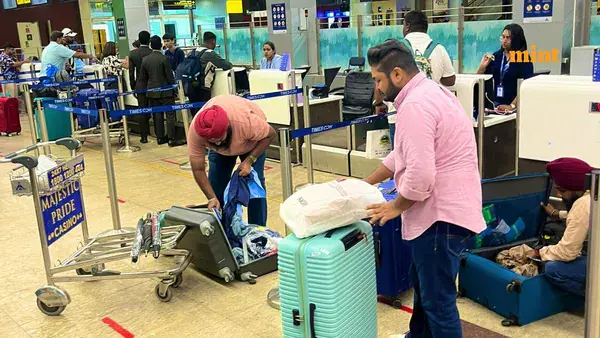 Passenger accuses IndiGo of weighing scale discrepancies