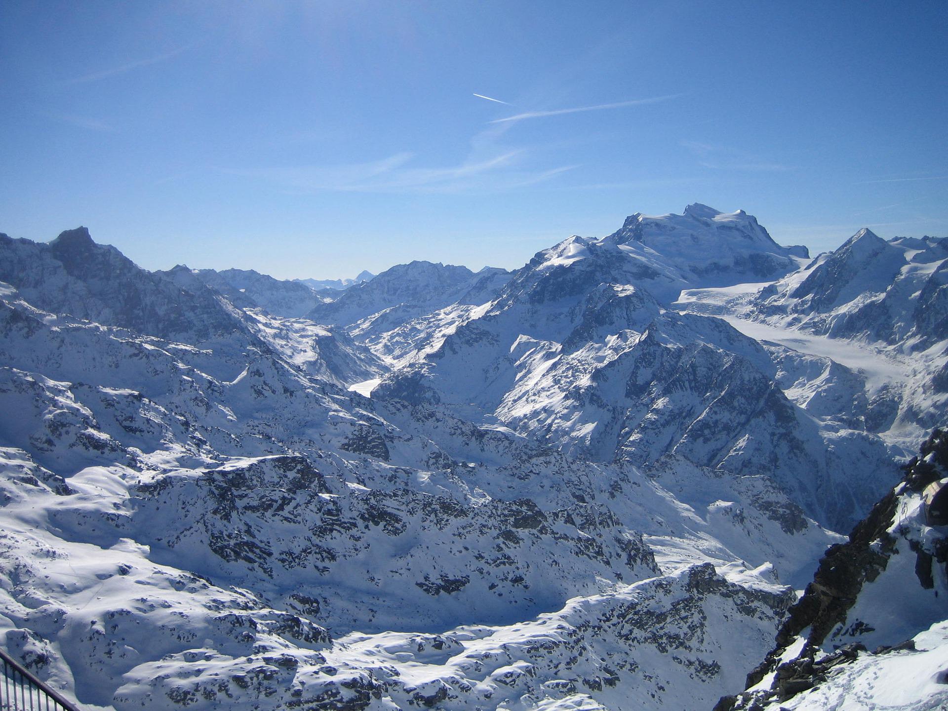 Transfer Geneva Airport (GVA) to Saas-Fee – Alpine Transfer
