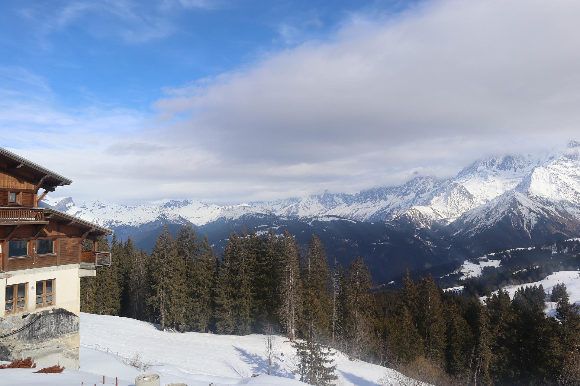 Transfer Geneva Airport (GVA) to Megève - ALPY