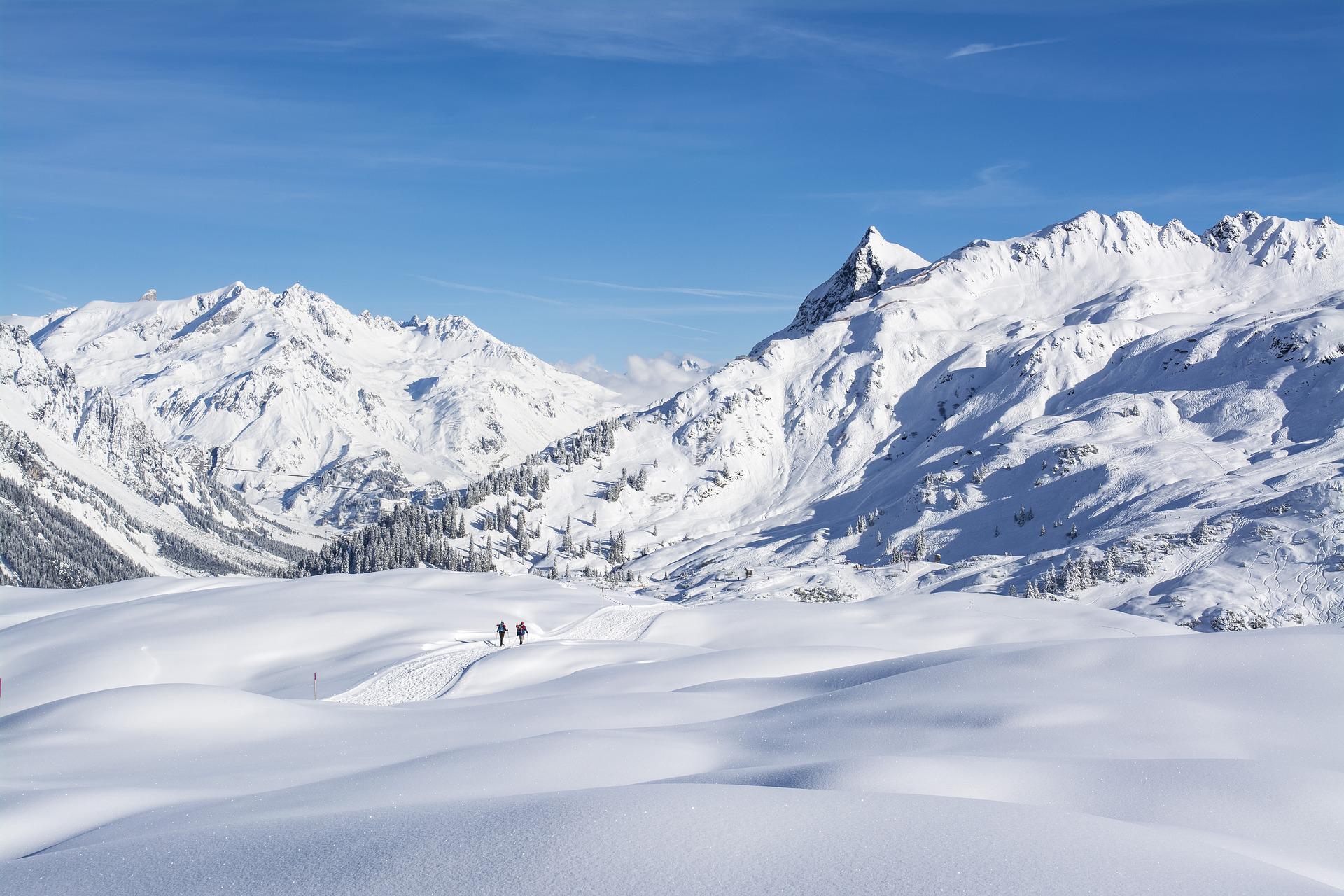 Transfer Geneva Airport (GVA) to Les 7 Laux Prapoutel - ALPY