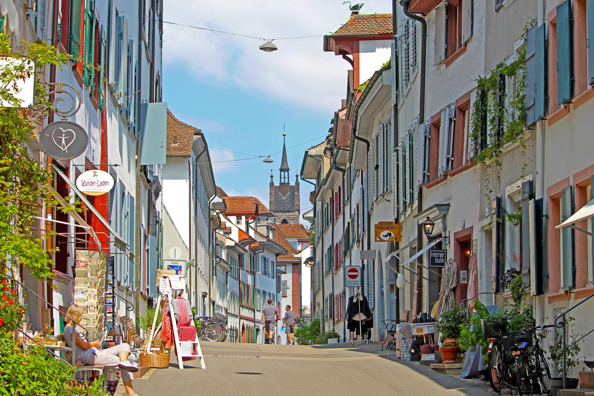 Transfer Geneva Airport (GVA) to Basel – Alpine Transfer