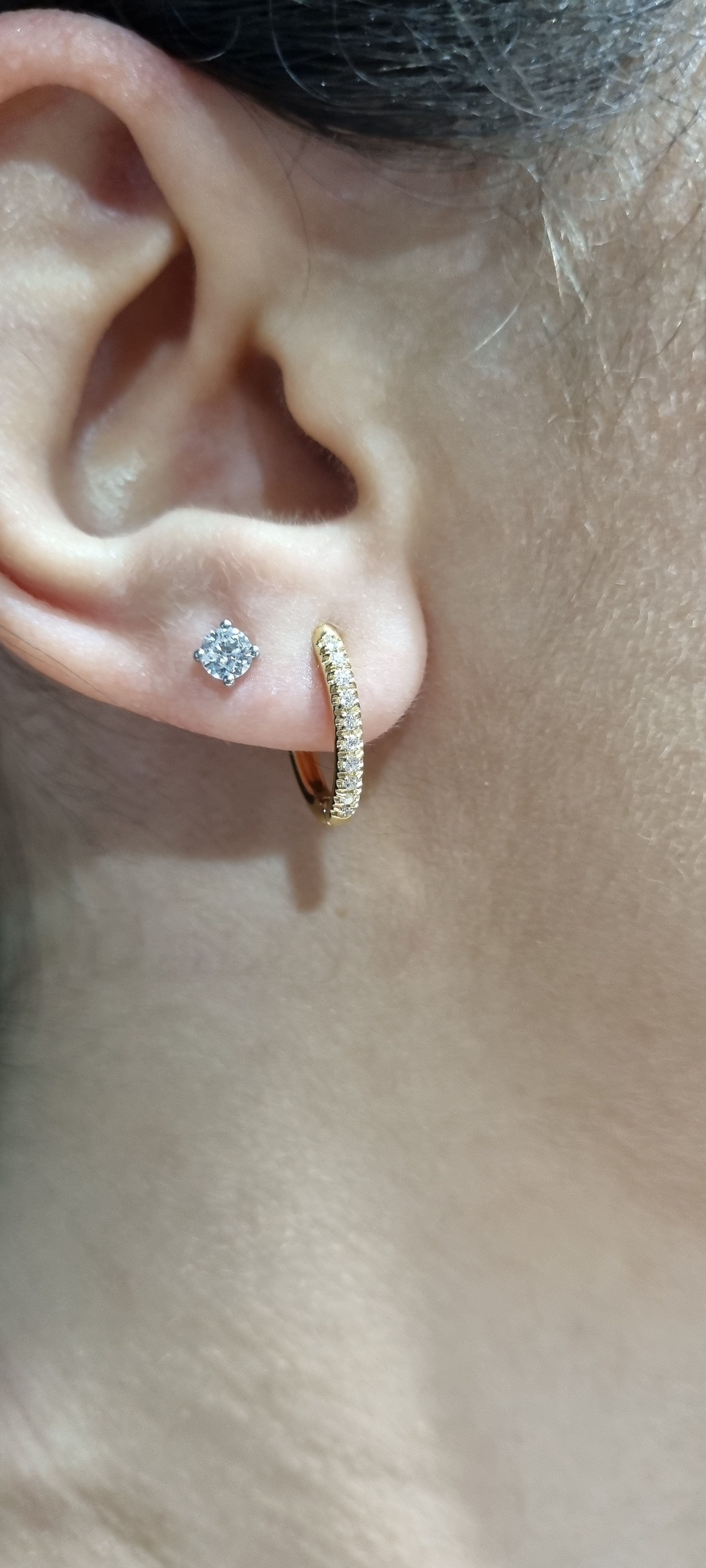 Cerchietto ovale oro giallo e brillanti 