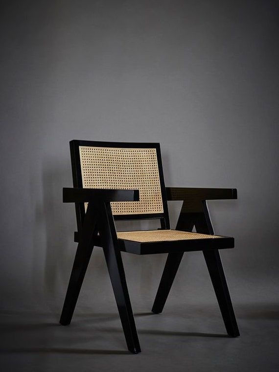 Miniatura: Silla réplica Pierre Jeanneret