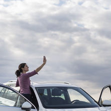 Benefits of an Improved Cellular Signal in Your Vehicle