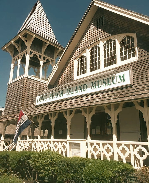 museum front angle_edited.jpg