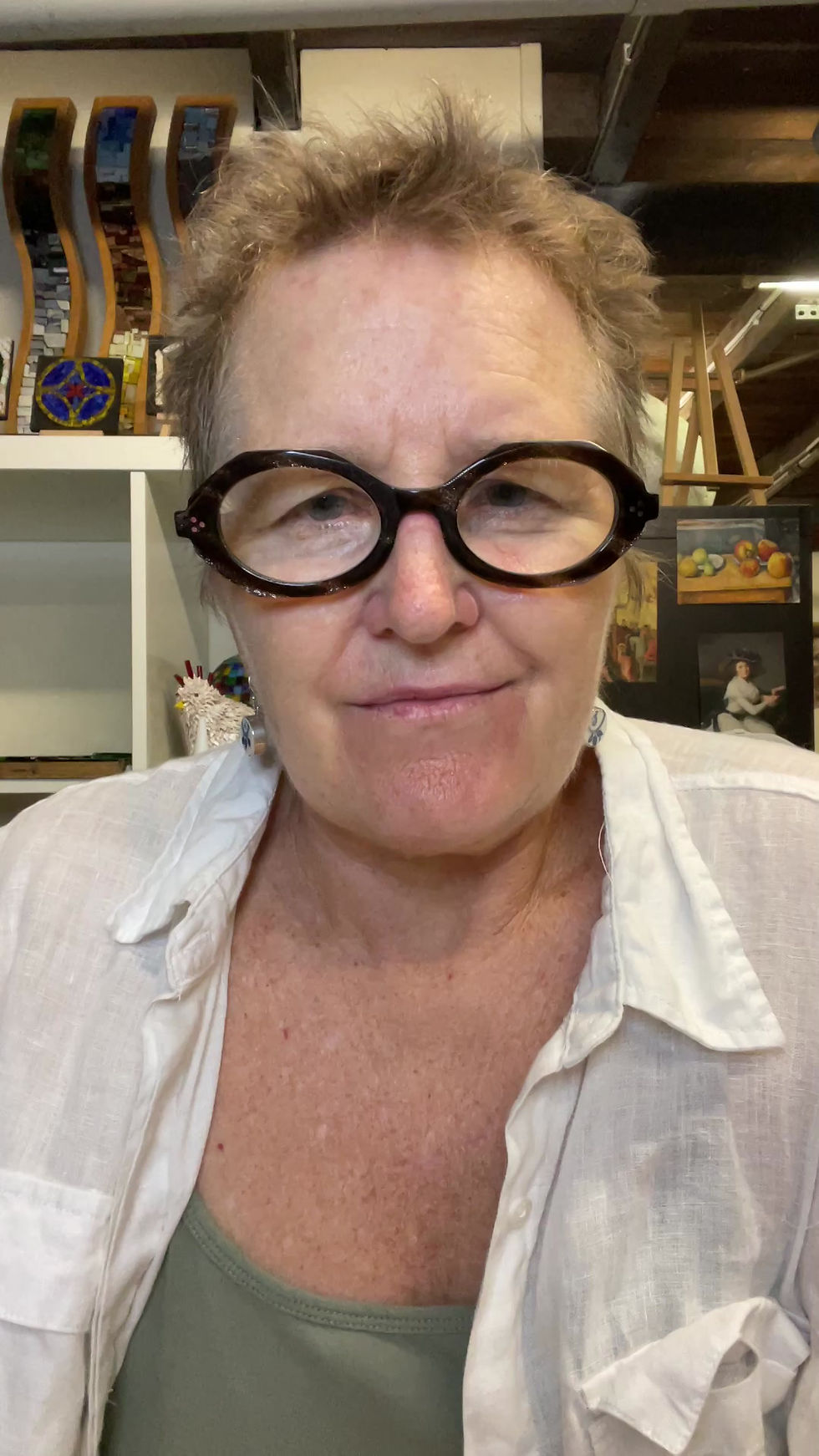 Thumbnail: Video of a woman showing the size of vintage china drop earrings