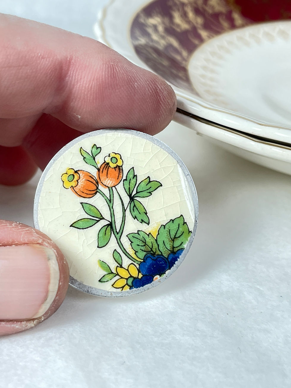 Thumbnail: Wedgwood & Co, 'Ivory', large round rose hips vintage china ring 1