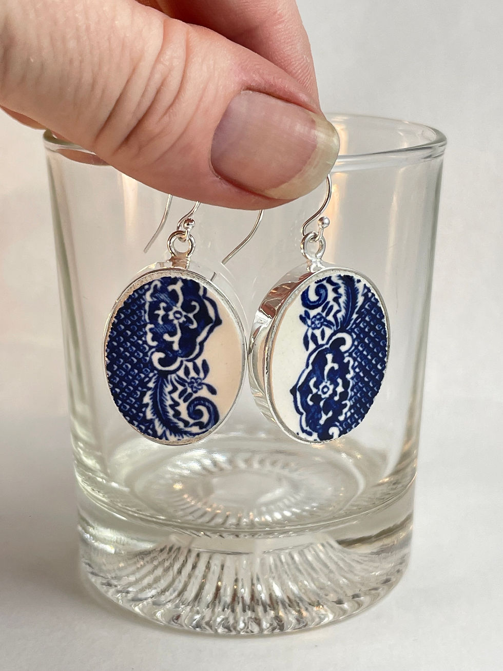 Thumbnail: blue and white Willow pattern earrings