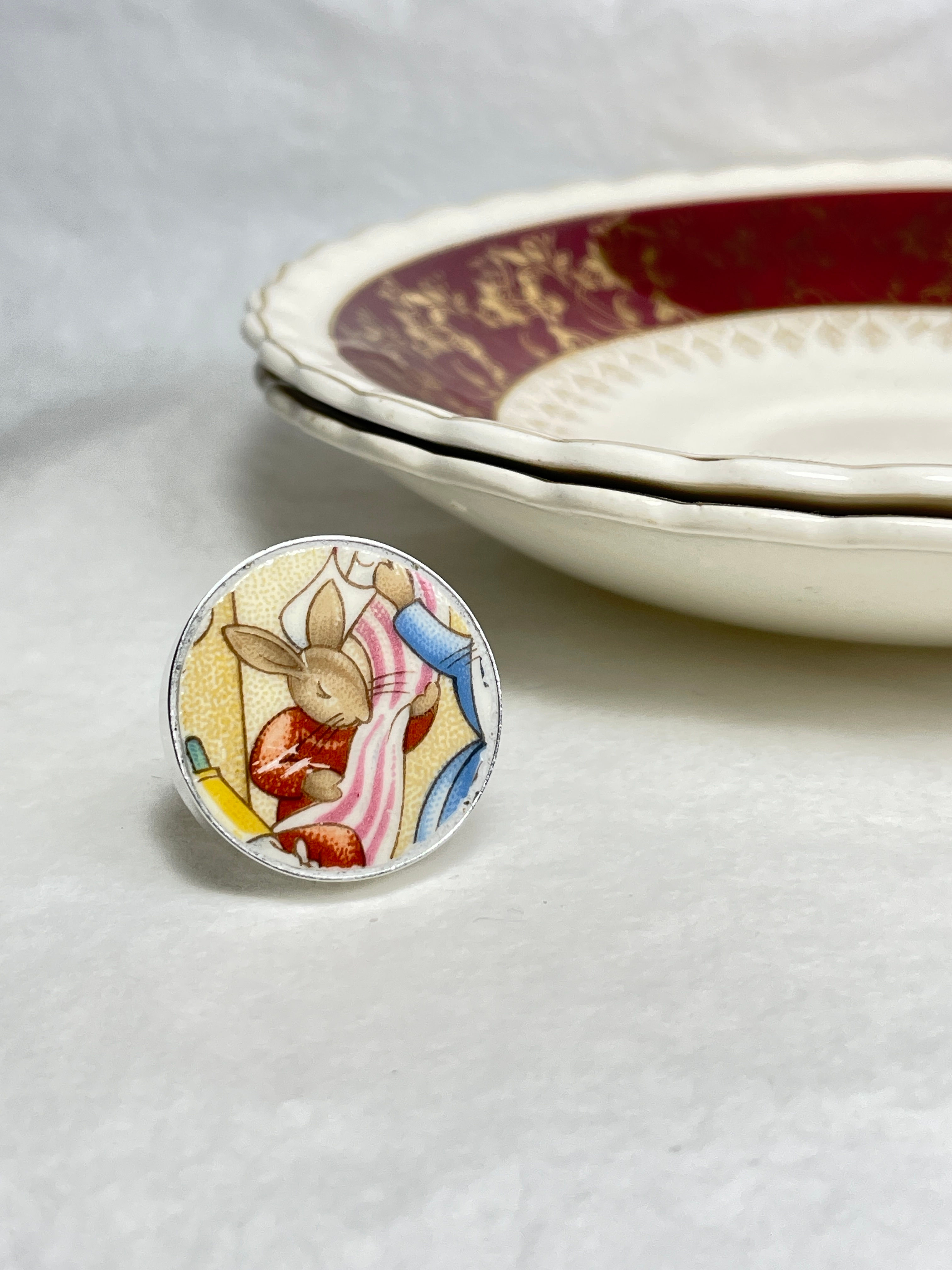 Royal Doulton Bunnykins 'Home Decorating' round vintage china ring
