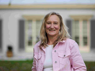 Interview: Sarah Ell talks about The Spirit of a Place: A New History of The Elms Te Papa Tauranga