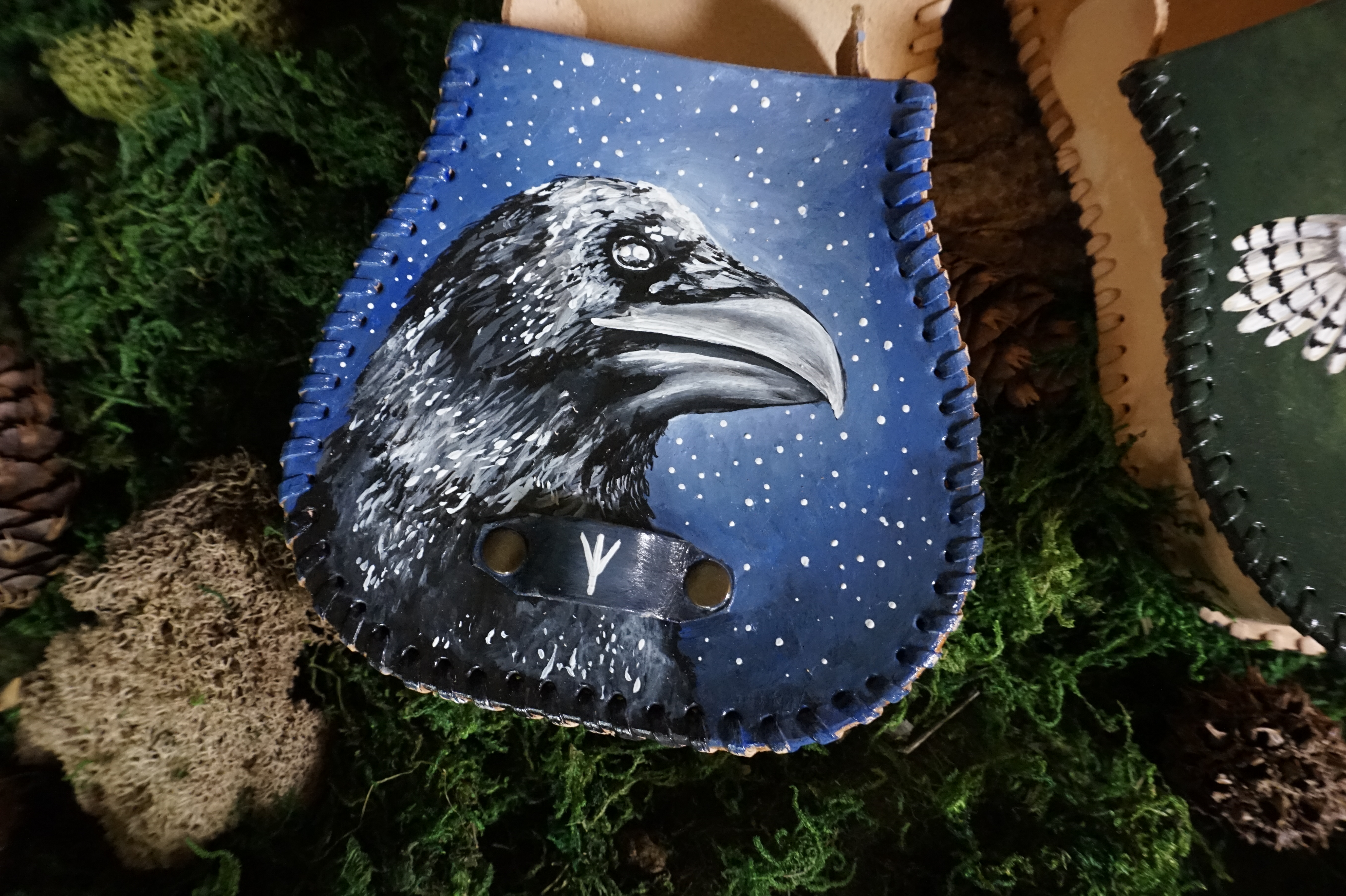 Gürteltasche "Tribal" M, Sonderedition
Größen M / L
Motiv auf Anfrage
Mit Gürtelschlaufe 40mm
