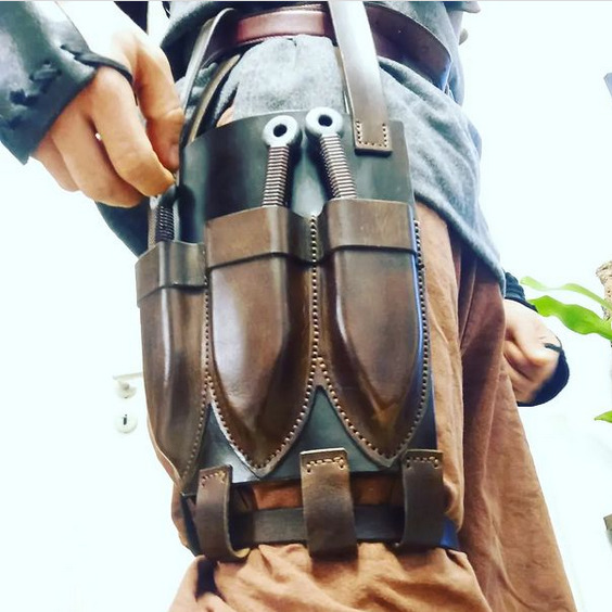Kunai-Halfter mit Oberschenkelbefestigung