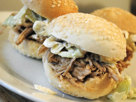 Porter-Braised Pulled Pork Sliders #LitHappens