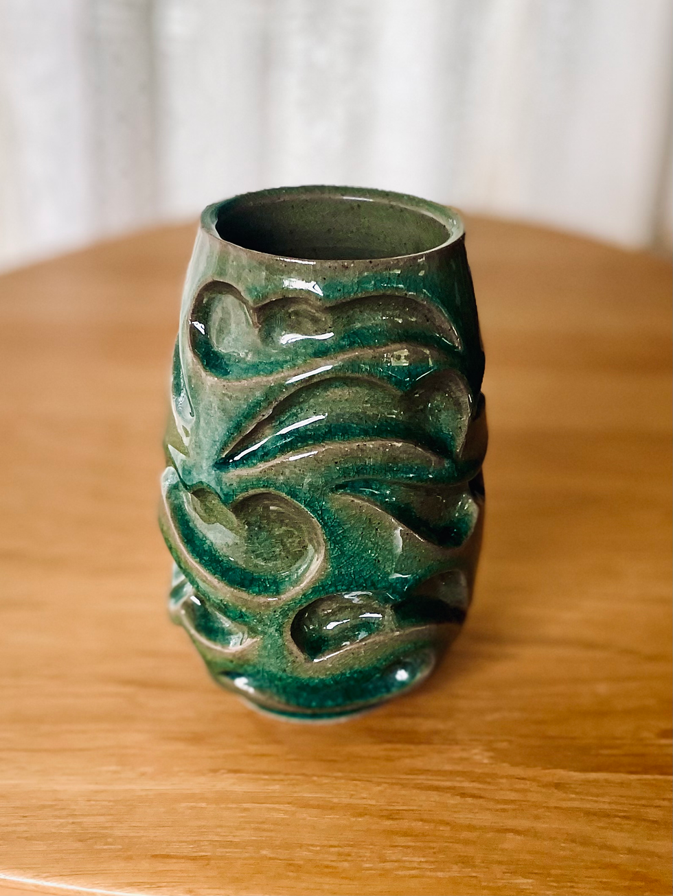 Thumbnail: Vase in relief
