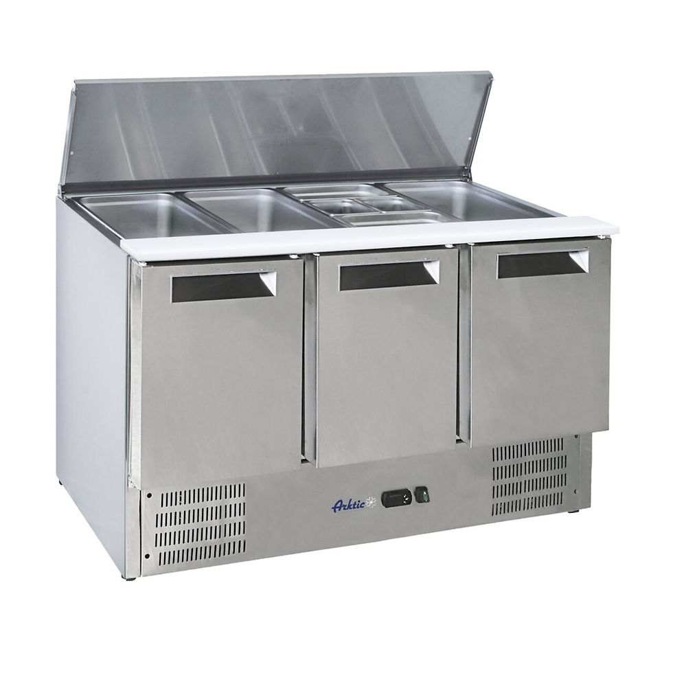 Saladetta cu 3 usi, 368 litri, din inox, blat polietilena, 1365x700x860 mm