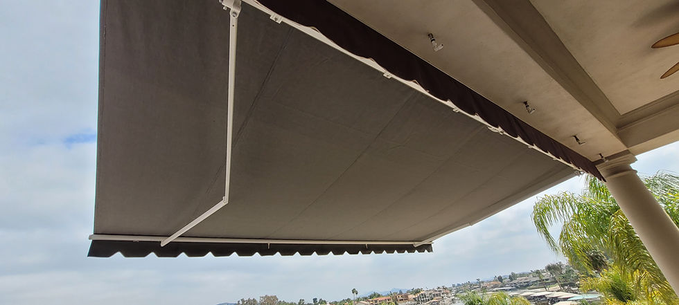 Retractable Awning