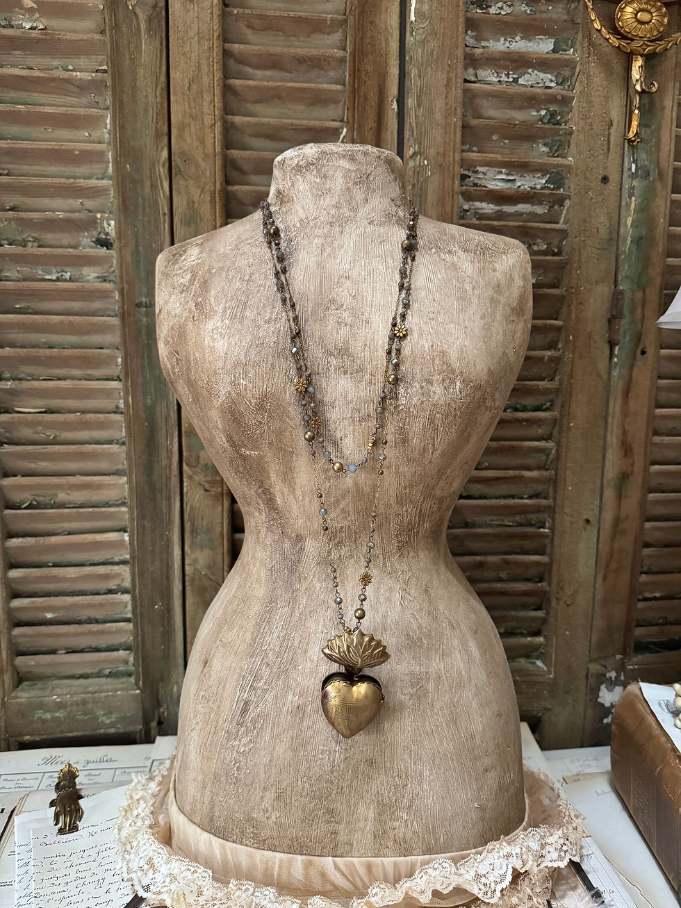 Dual Strand Medium Locket Sacred Heart 