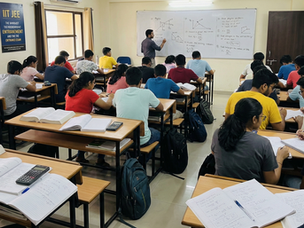 Cracking JEE 2026: The Ultimate Guide to High-Weightage Chapters & Topper Strategies