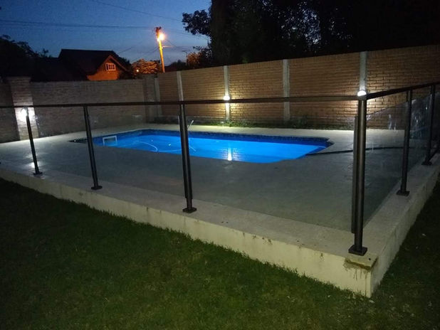 Perimetral de pileta.
Herrería Artística Gabriel