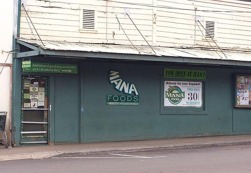 Mana Foods: The Heart of Paia’s Island Food Culture
